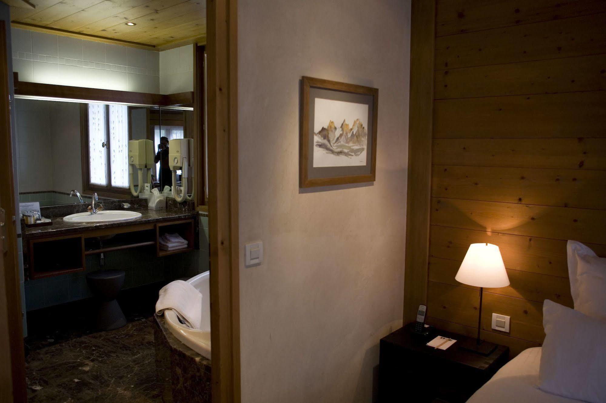 เลอ อาโม อัลแบร์ที่ 1 Hotel Chamonix ภายนอก รูปภาพ