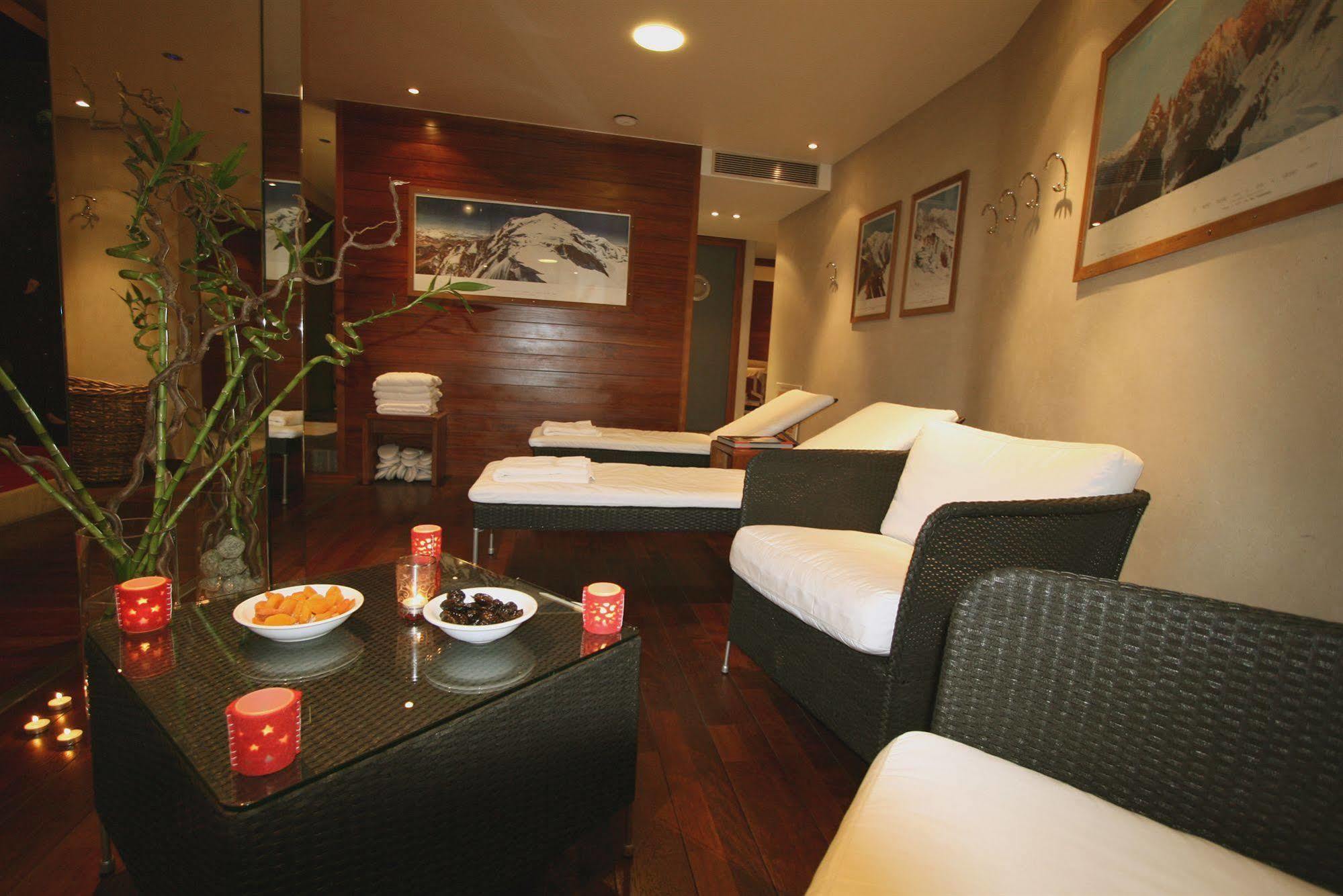 เลอ อาโม อัลแบร์ที่ 1 Hotel Chamonix ภายนอก รูปภาพ